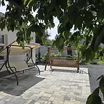 365 Centro & Jacuzzi * بييشتِني