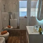 アパート 365 Centro & Jacuzzi ピエシュチャニ