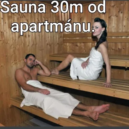 365 Centro & Jacuzzi Piest'any