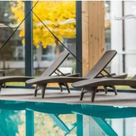 365 Centro & Jacuzzi, Wallbox, Free Parking Piest'any