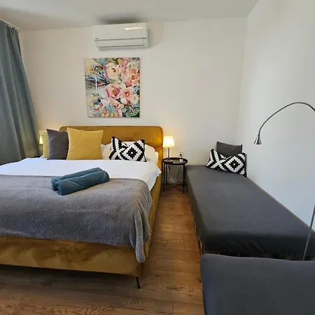 365 Centro & Jacuzzi, Wallbox, Free Parking