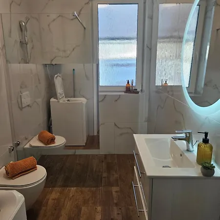 Apartmán Centro & Jacuzzi Piest'any
